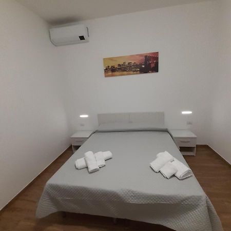 La Conchiglia Bed And Breakfast Сан Никола Арчела Екстериор снимка