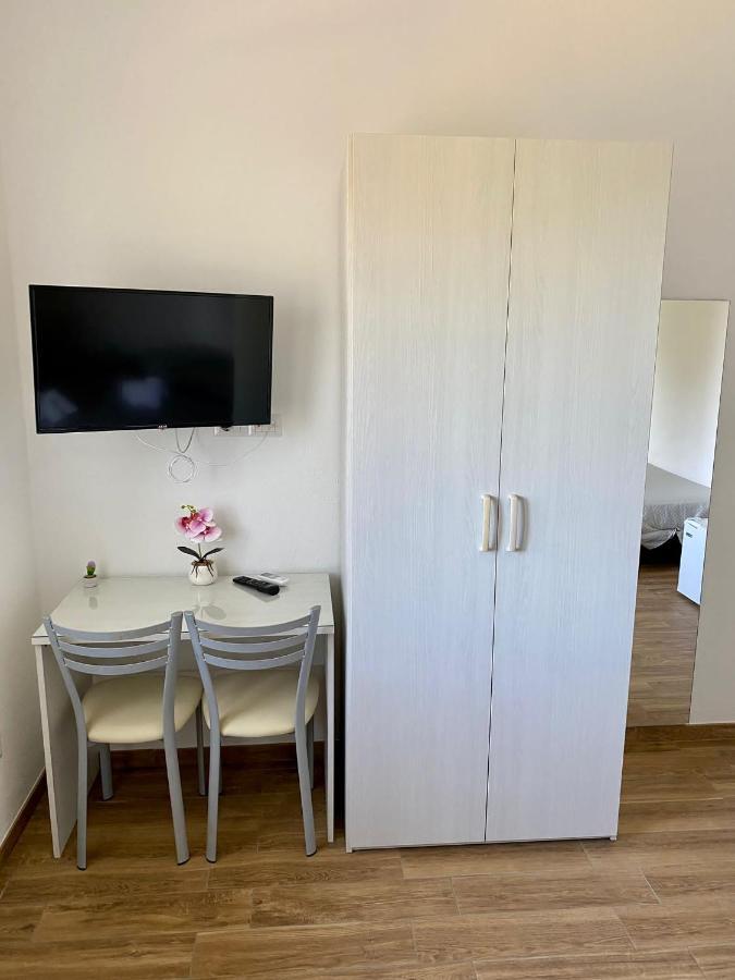 La Conchiglia Bed And Breakfast Сан Никола Арчела Екстериор снимка